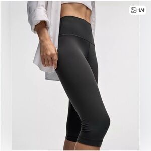 Lululemon Align Cropped blue High-Waisted Leggings